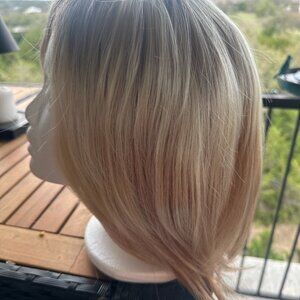 Women's Blond Wig